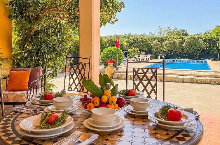 Vakantiehuis "Sa Sini" mit Terrasse