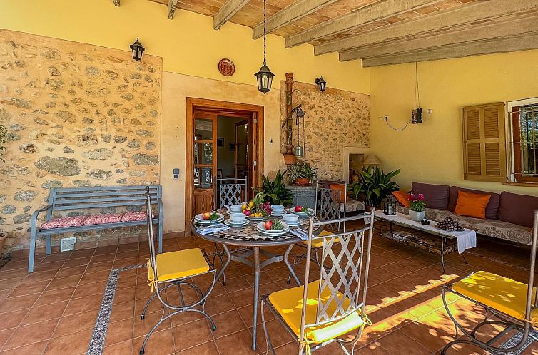 Vakantiehuis "Sa Sini" mit Terrasse