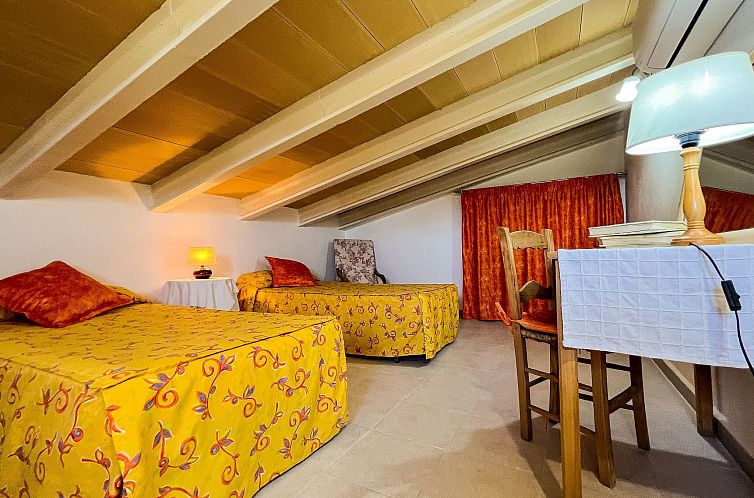 Vakantiehuis "Sa Sini" mit Terrasse