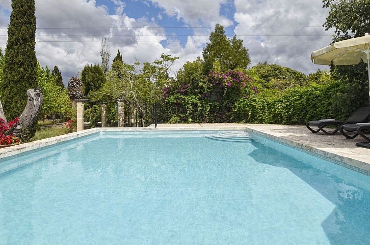 Vakantiehuis Ferienvilla mit privatem Pool