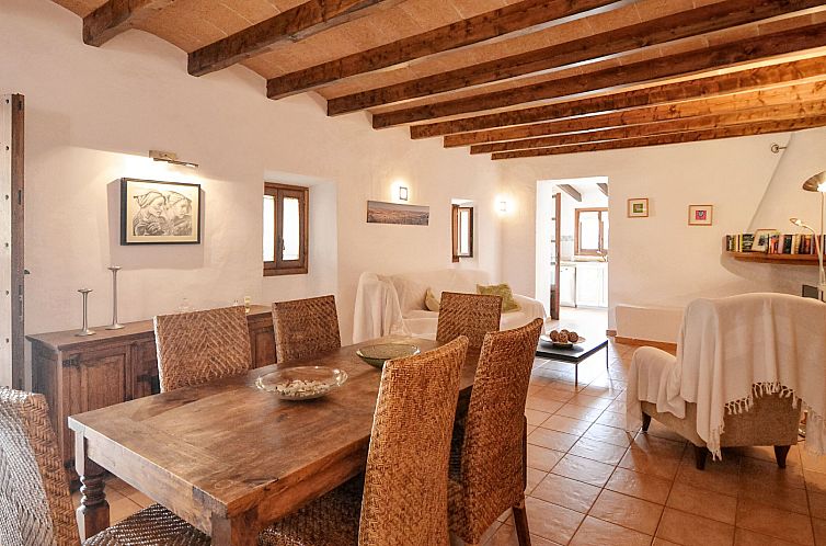 Vakantiehuis Restauriertes Landhaus in Búger