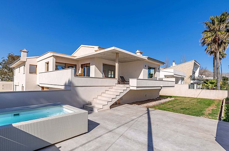 Vakantiehuis Villa "Mar i Pins" mit Garten, Grill und Terras