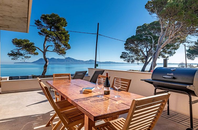 Vakantiehuis Villa "Mar i Pins" mit Garten, Grill und Terras