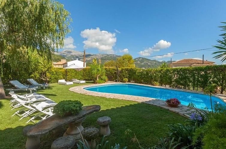 Vakantiehuis Schöne Villa mit Schwimmbad in Mancor de la Va