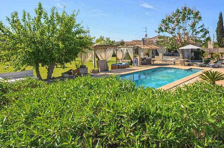 Vakantiehuis Gemütliches Landhaus mit Panoramablick, Pool u