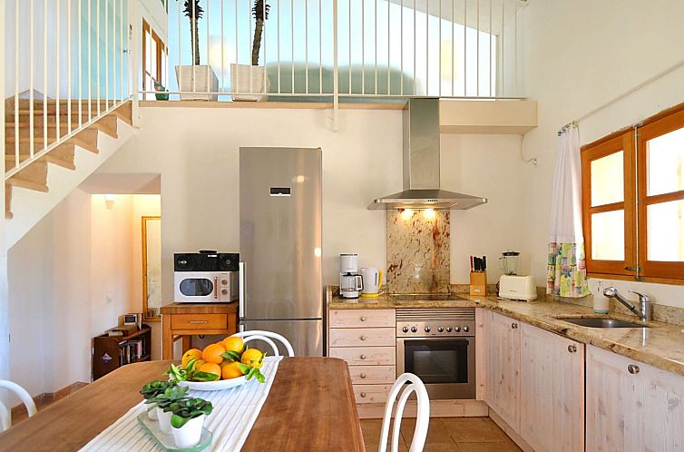 Vakantiehuis in Selva mit Gepflegtem Garten