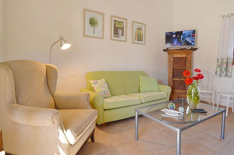 Vakantiehuis in Selva mit Gepflegtem Garten