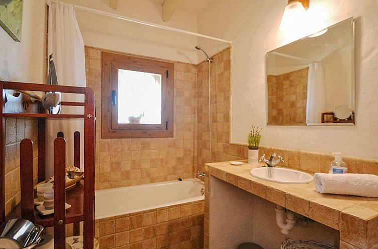 Vakantiehuis in Selva mit Gepflegtem Garten