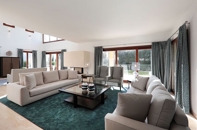 Vakantiehuis mit privatem Pool für 6 Personen ca. 444 m&sup