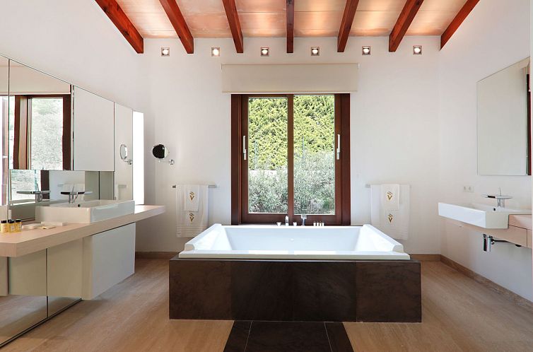 Vakantiehuis mit privatem Pool für 6 Personen ca. 444 m&sup