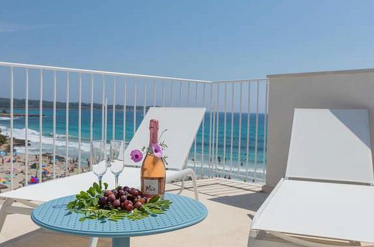 Appartement Tolle Wohnung in S'illot-Cala Morlanda mit Terra