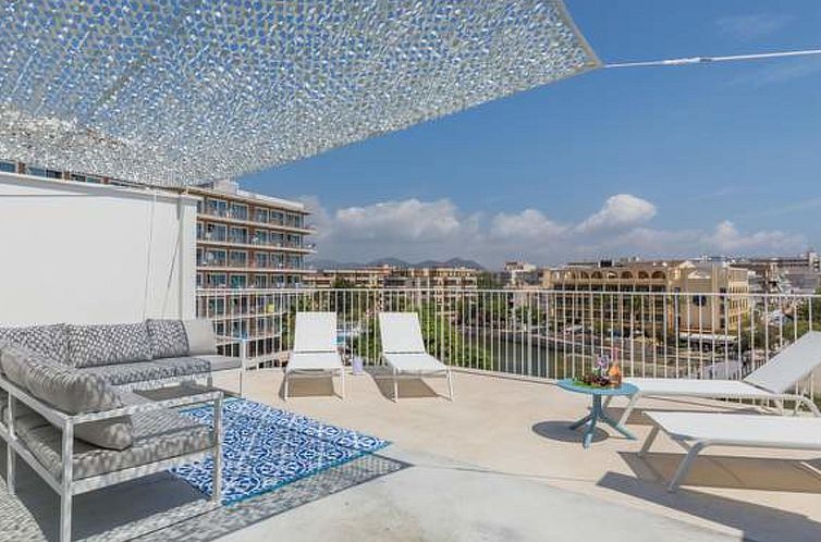 Appartement Tolle Wohnung in S'illot-Cala Morlanda mit Terra