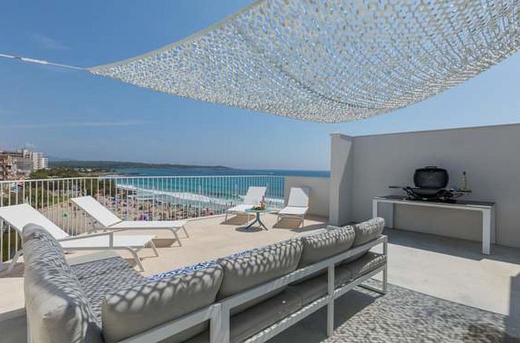 Appartement Tolle Wohnung in S'illot-Cala Morlanda mit Terra