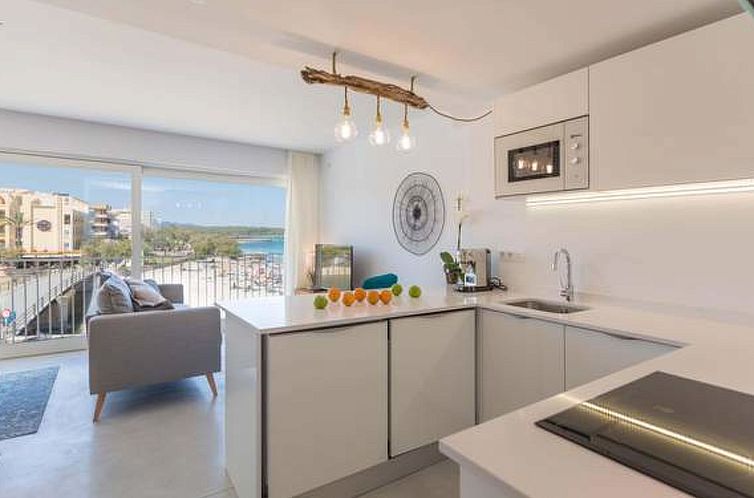 Appartement Tolle Wohnung in S'illot-Cala Morlanda mit Terra