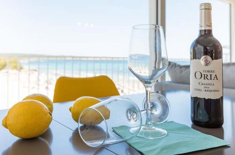 Appartement Tolle Wohnung in S'illot-Cala Morlanda mit Terra