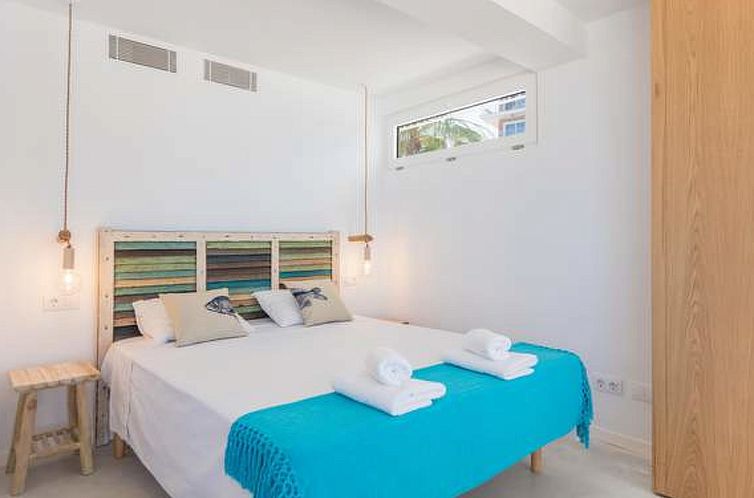 Appartement Tolle Wohnung in S'illot-Cala Morlanda mit Terra