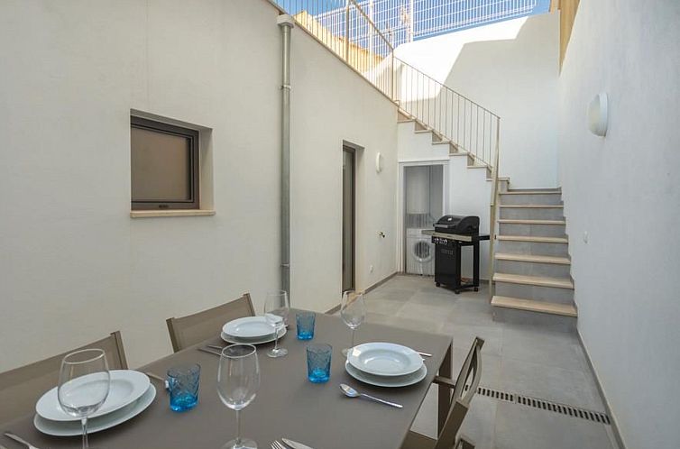 Vakantiehuis Schönes mediterranes Haus in der Nähe des Mee