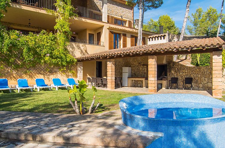 Vakantiehuis "Sa Mola" mit Terrasse