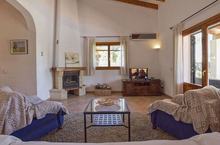 Vakantiehuis Moderne Villa mit privatem Pool in Crestatx