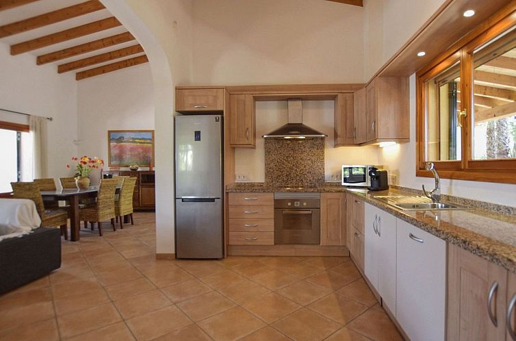 Vakantiehuis Moderne Villa mit privatem Pool in Crestatx