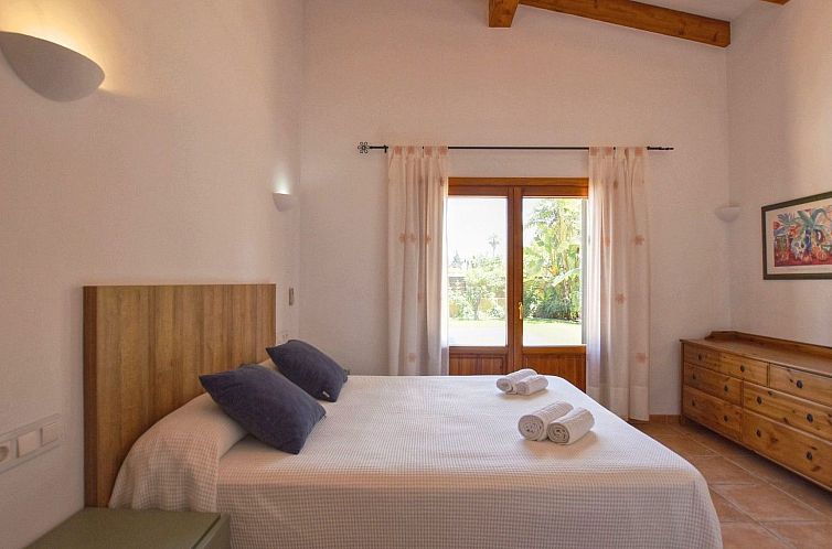 Vakantiehuis Moderne Villa mit privatem Pool in Crestatx