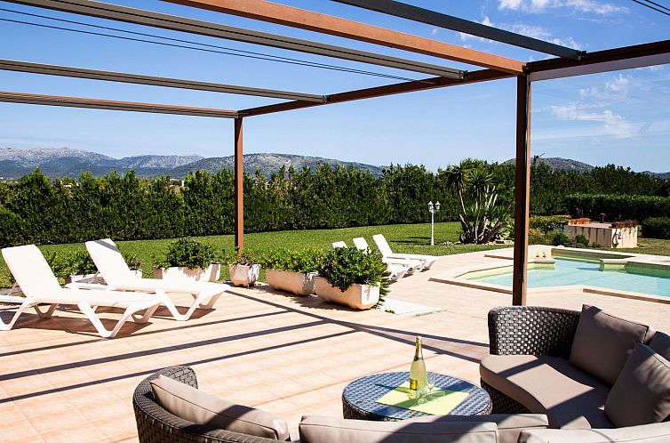 Vakantiehuis Can Vanrell, mit Schwimmbad, Jacuzzi und Rasenf