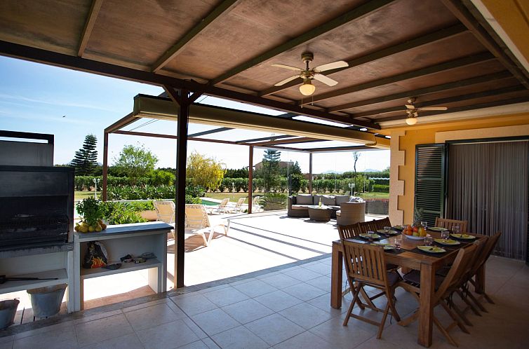 Vakantiehuis Can Vanrell, mit Schwimmbad, Jacuzzi und Rasenf