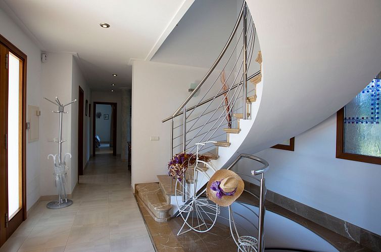 Vakantiehuis Can Vanrell, mit Schwimmbad, Jacuzzi und Rasenf