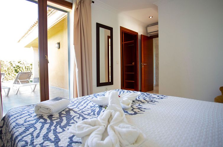 Vakantiehuis Can Vanrell, mit Schwimmbad, Jacuzzi und Rasenf