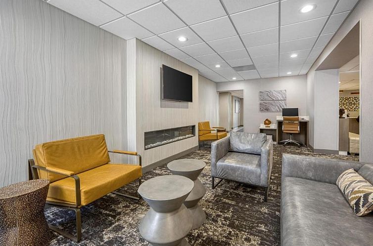 SureStay Plus Hotel by Best Western Chicago Lombard