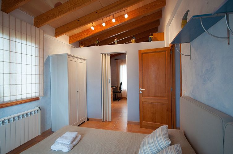 Vakantiehuis Villa mit 5 Schlafzimmern und Pool auf dem Land