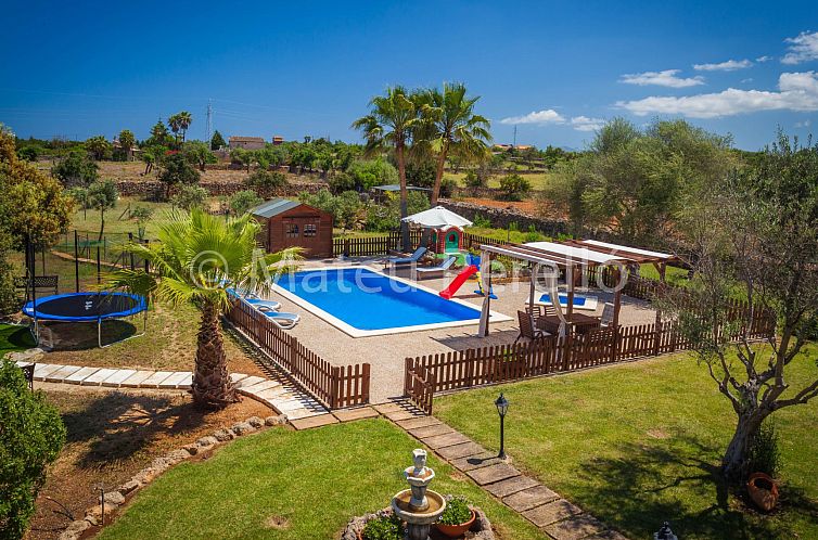 Unterkunft 1602614 - Ferienhaus Mallorca - Vakantiehuis Villa mit 5 Schlafzimmern und Pool auf dem Land