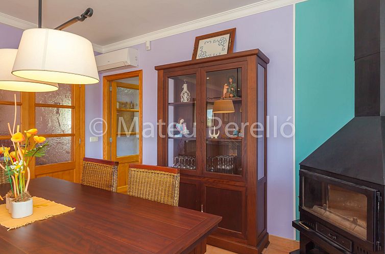 Vakantiehuis Villa mit 5 Schlafzimmern und Pool auf dem Land