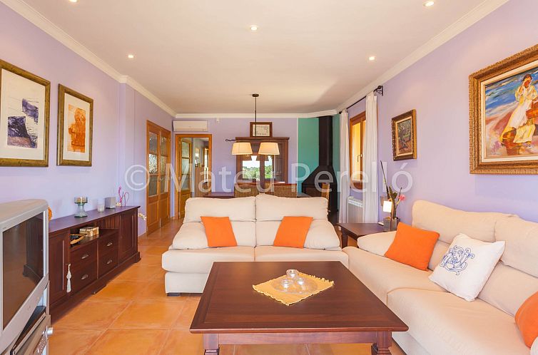 Vakantiehuis Villa mit 5 Schlafzimmern und Pool auf dem Land
