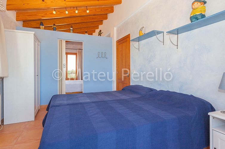 Vakantiehuis Villa mit 5 Schlafzimmern und Pool auf dem Land