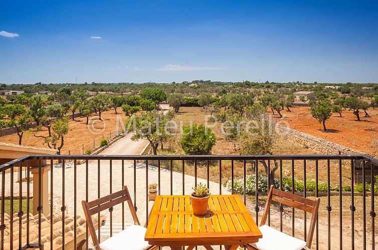 Vakantiehuis Villa mit 5 Schlafzimmern und Pool auf dem Land