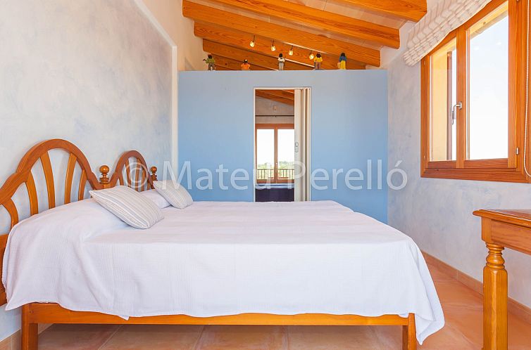 Vakantiehuis Villa mit 5 Schlafzimmern und Pool auf dem Land