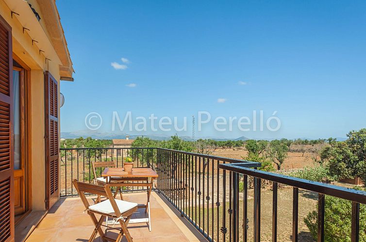 Vakantiehuis Villa mit 5 Schlafzimmern und Pool auf dem Land