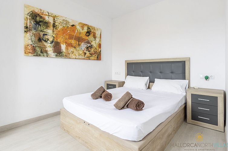 Vakantiehuis Villa Iola: Moderna Casa en Platja de Muro