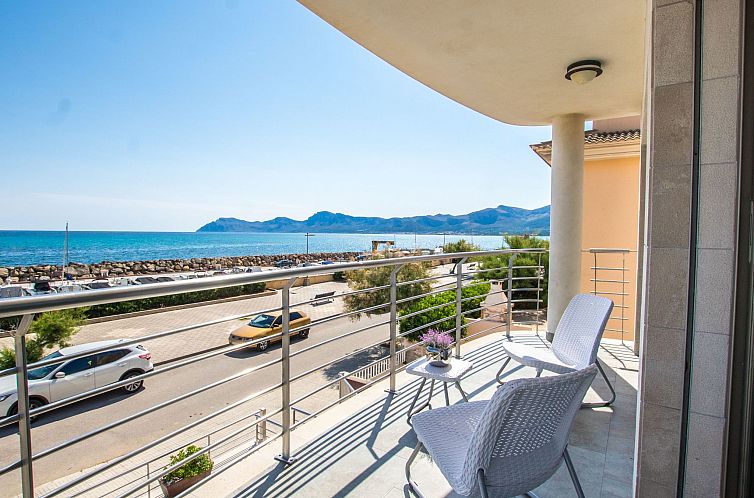 Vakantiehuis Freistehendes Haus direkt am Meer gelegen