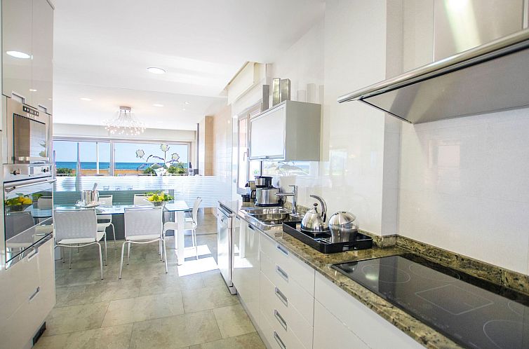 Vakantiehuis Freistehendes Haus direkt am Meer gelegen