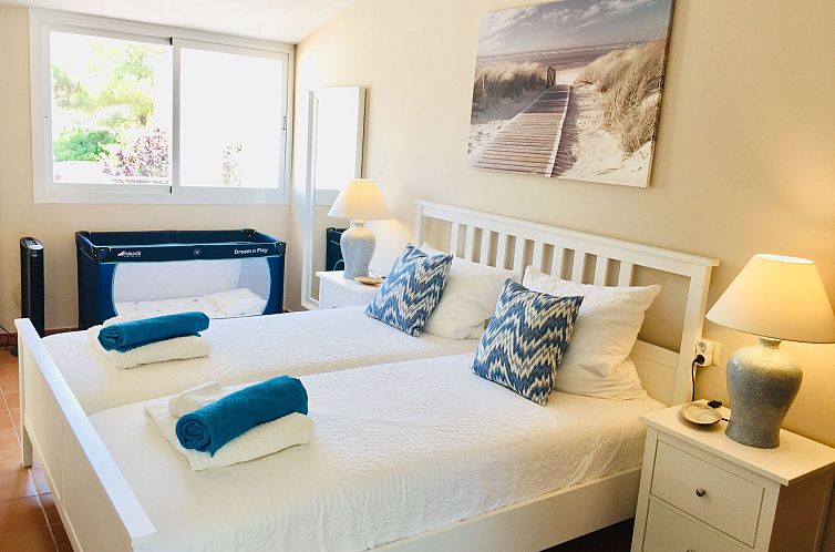 Vakantiehuis Strandvilla Beach and Ocean in Son Serra De Mar