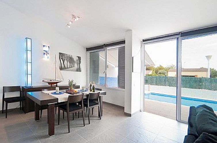 Vakantiehuis Villa DOMUS GENTI con bbq y piscina privada muy