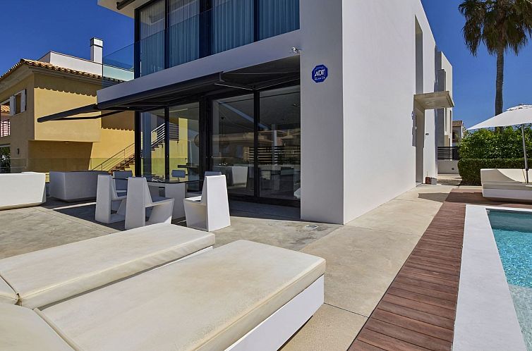 Vakantiehuis in Son Serra De Marina mit Privatem Pool