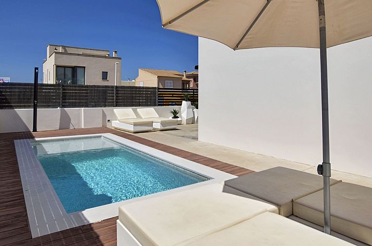 Vakantiehuis in Son Serra De Marina mit Privatem Pool
