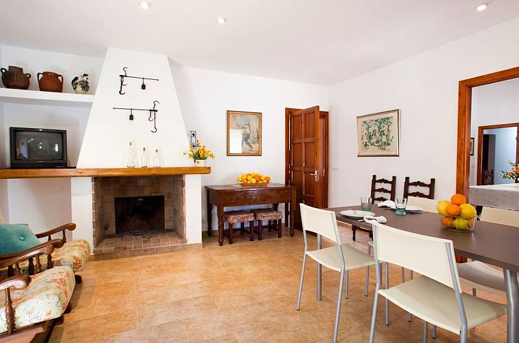 Vakantiehuis Gemütliches Haus in der Nähe von Pollensa und