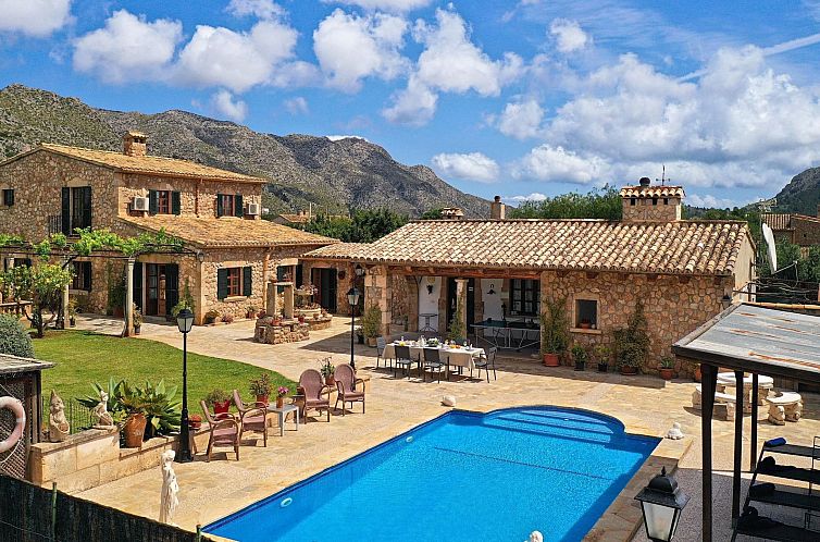 Vakantiehuis Schöne Villa ganz in der Nähe von Pollença
