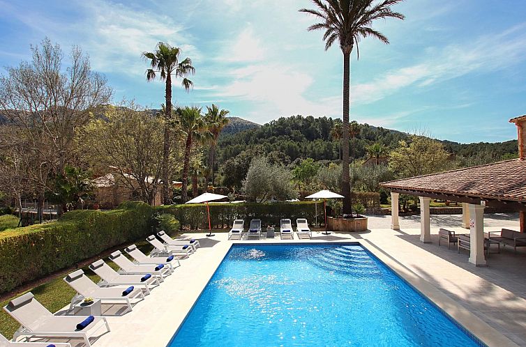 Vakantiehuis Beeindruckende große Villa in der Nähe von Ca