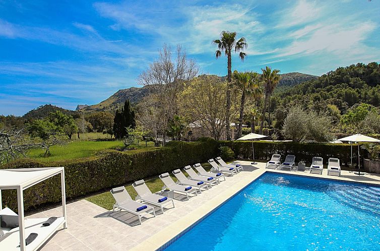 Vakantiehuis Beeindruckende große Villa in der Nähe von Ca