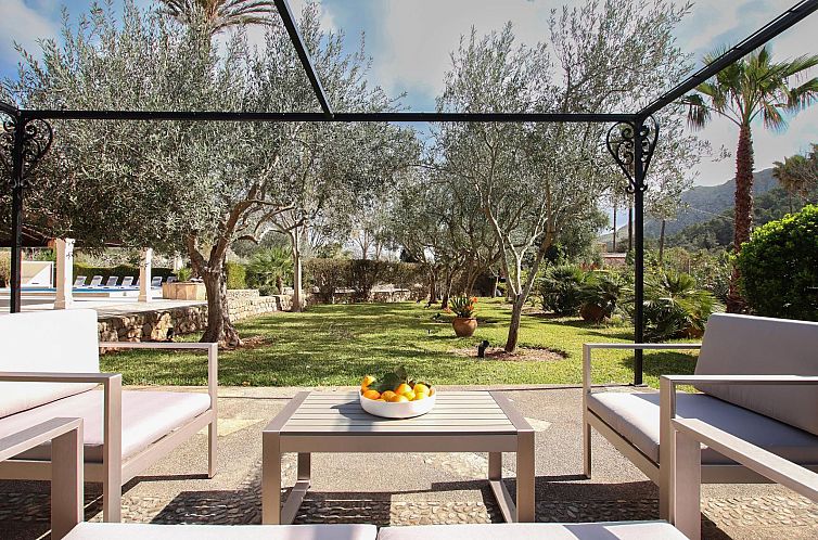 Vakantiehuis Beeindruckende große Villa in der Nähe von Ca